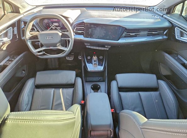 WA1GUAFZ9SP010335 2025 AUDI Q4 Gray 
