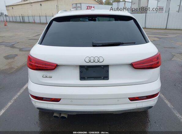 WA1HCCFS1JR003758 2018 AUDI Q3 White 