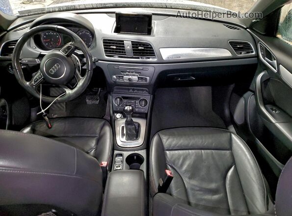 WA1JCCFS0HR010700 2017 AUDI Q3 Silver 