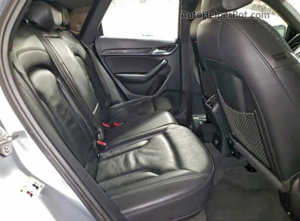 WA1JCCFS0HR010700 2017 AUDI Q3 Silver 