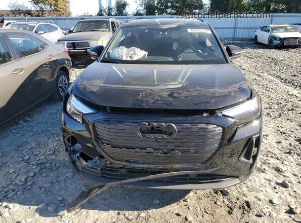 WA1KUBFZ2RP076347 2024 AUDI Q4 Black Դիմացի տեսք