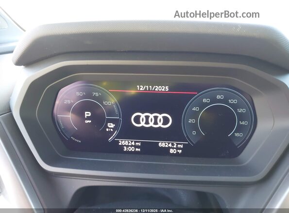 WA1L2BFZ8PP002633 2023 AUDI Q4 Gray Widok tylnych siedzeń