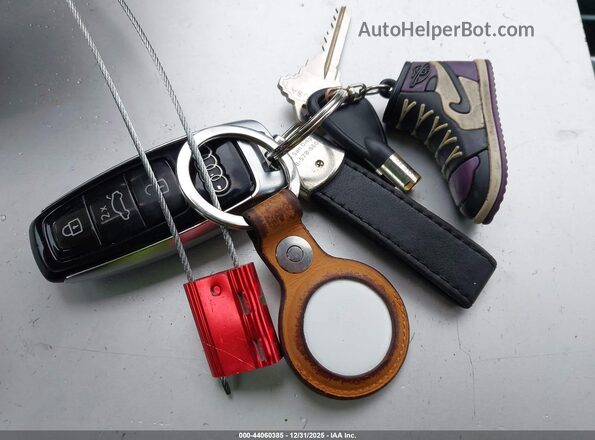WA1LAAGE1KB023810 2019 AUDI E-TRON Белый Вид панели приборов