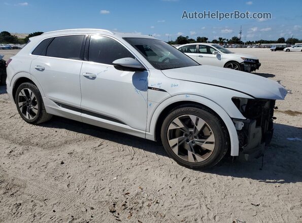 WA1LAAGEXNB023342 2022 AUDI E-TRON White Առջևի աջ