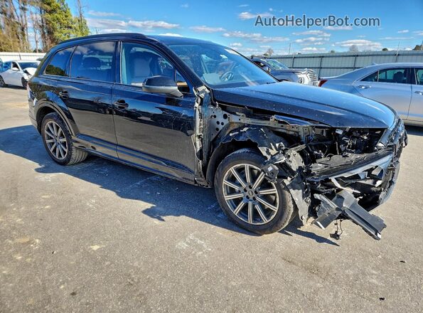 WA1LCBF77PD026869 2023 AUDI Q7 Black Front right