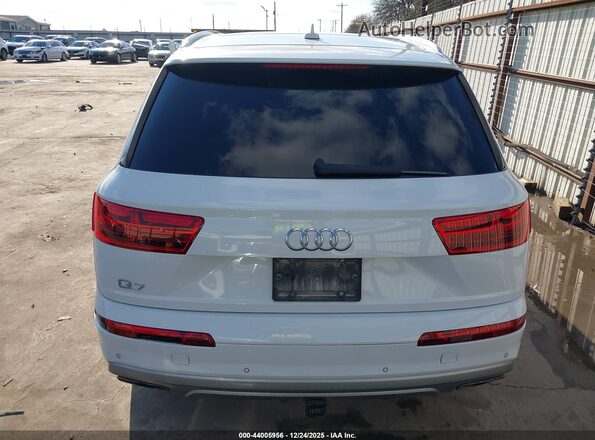 WA1LHAF75KD015972 2019 AUDI Q7 White 