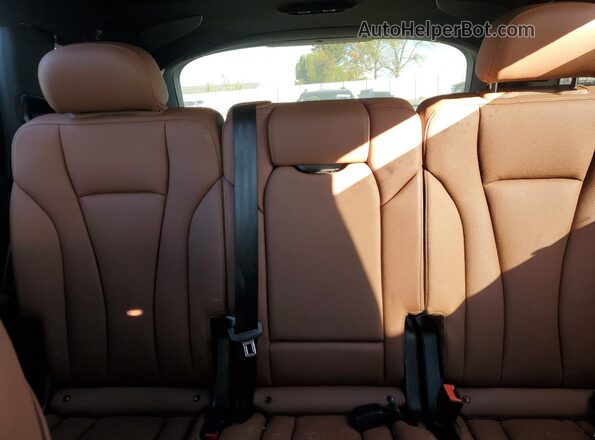 WA1LJAF70MD030547 2021 AUDI Q7 Gray Vista de los asientos traseros
