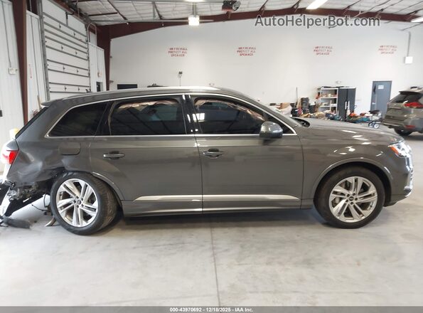 WA1LJAF72MD029691 2021 AUDI Q7 Gray უკანა სალონის ხედი