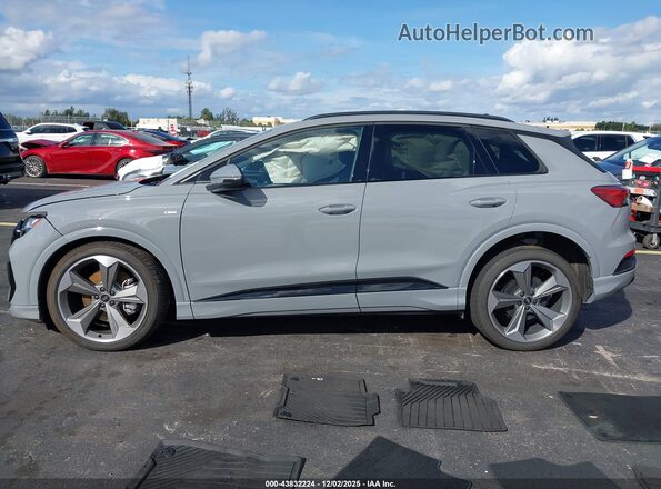 WA1LUBFZ4SP065831 2025 AUDI Q4 Серый 