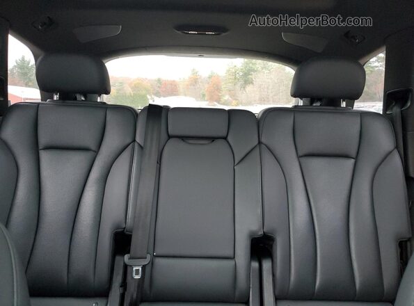 WA1LXBF73PD010768 2023 AUDI Q7 Gray Widok tylnych siedzeń