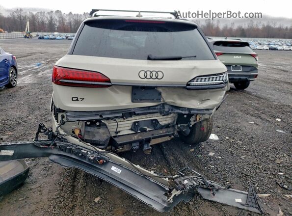 WA1LXBF73PD011791 2023 AUDI Q7 Beige Հետևի տեսք