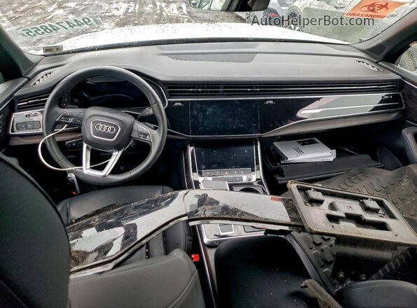 WA1LXBF73PD011791 2023 AUDI Q7 Beige Առջևի վահանակի տեսք