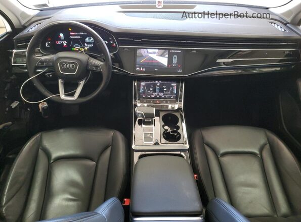 WA1LXBF77PD011048 2023 AUDI Q7 Black Առջևի վահանակի տեսք