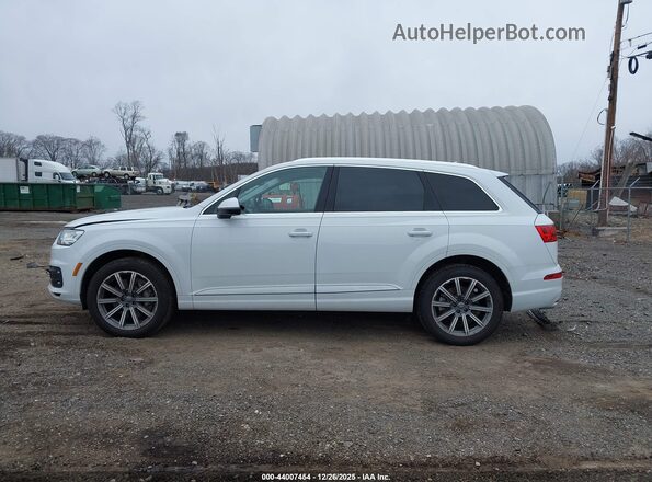 WA1VAAF71JD021585 2018 AUDI Q7 White სალონის 360-გრადუსიანი ხედი