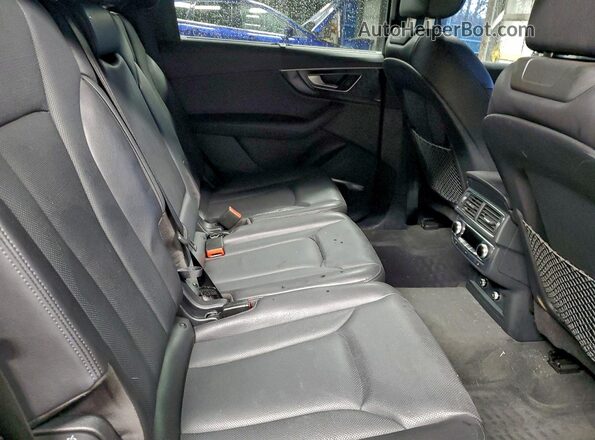 WA1VAAF75JD044268 2018 AUDI Q7 Серебряный 