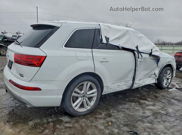 WA1VAAF7XJD014392 2018 AUDI Q7 White 