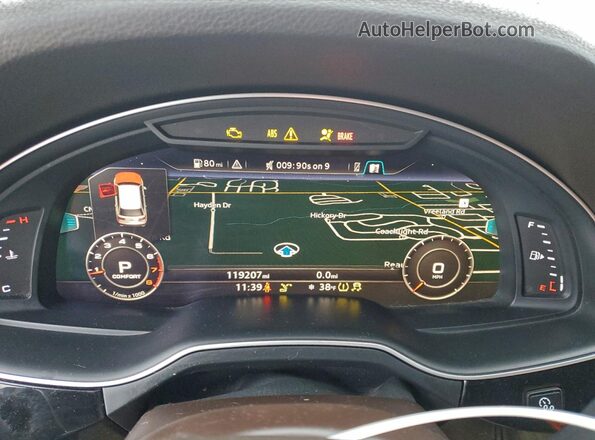 WA1VAAF7XJD014392 2018 AUDI Q7 White 