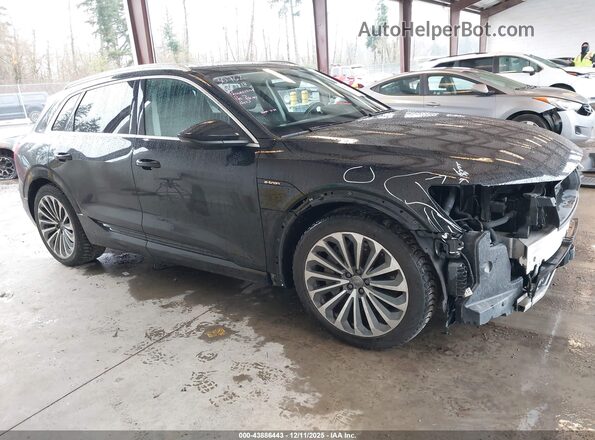 WA1VAAGE4KB006007 2019 AUDI E-TRON Black 360 interior view