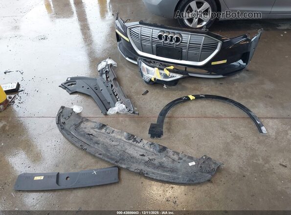 WA1VAAGE4KB006007 2019 AUDI E-TRON Black Instrument cluster view