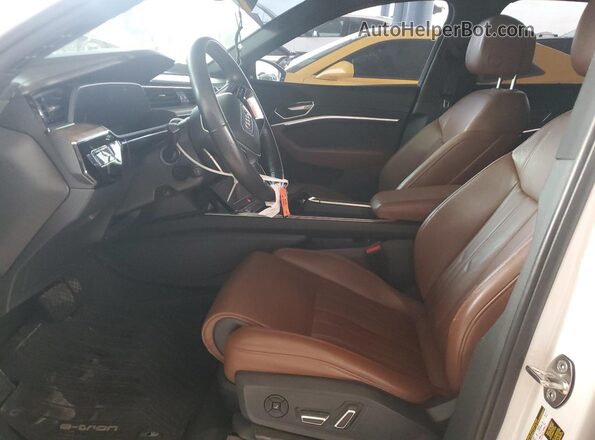 WA1VAAGE5KB012852 2019 AUDI E-TRON White Սալոնի դիմացի տեսք