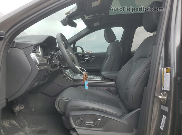WA1VVBF74SD010236 2025 AUDI Q7 Gray Front interior view