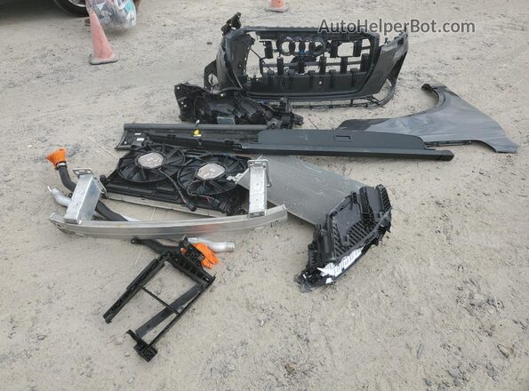 WA1VVBF74SD010236 2025 AUDI Q7 Gray VIN sticker view