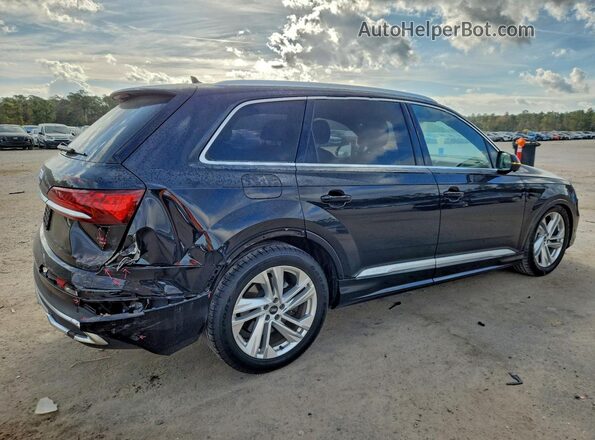 WA1VXAF70MD041409 2021 AUDI Q7 Black Rear right