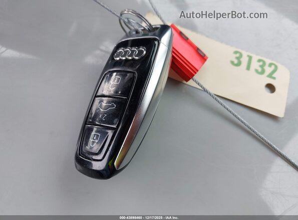 WA1VXAF73MD030808 2021 AUDI Q7 Черный 