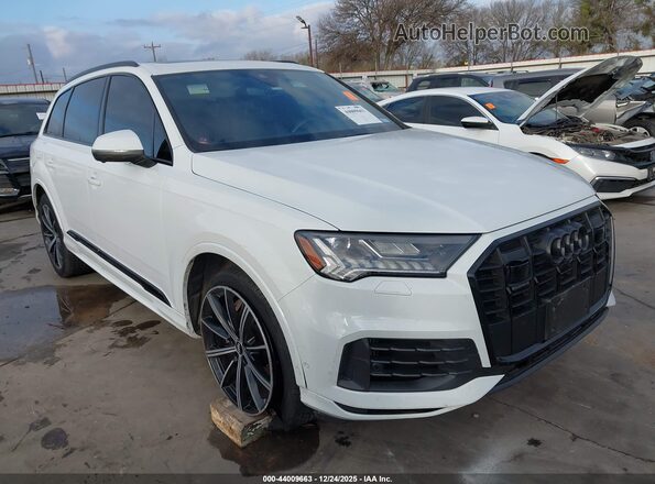 WA1VXAF74LD000778 2020 AUDI Q7 White Front view