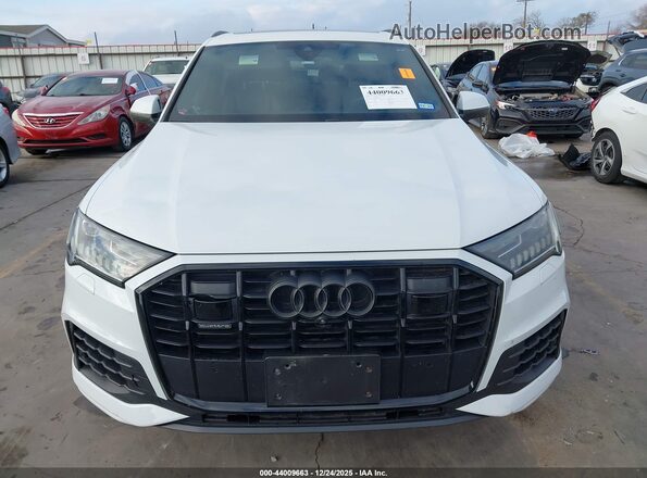 WA1VXAF74LD000778 2020 AUDI Q7 White Dashboard view
