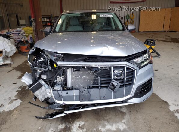WA1VXBF71ND018003 2022 AUDI Q7 Silver Widok z przodu