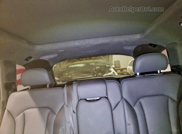 WA1VXBF73PD023531 2023 AUDI Q7 White Widok tylnych siedzeń