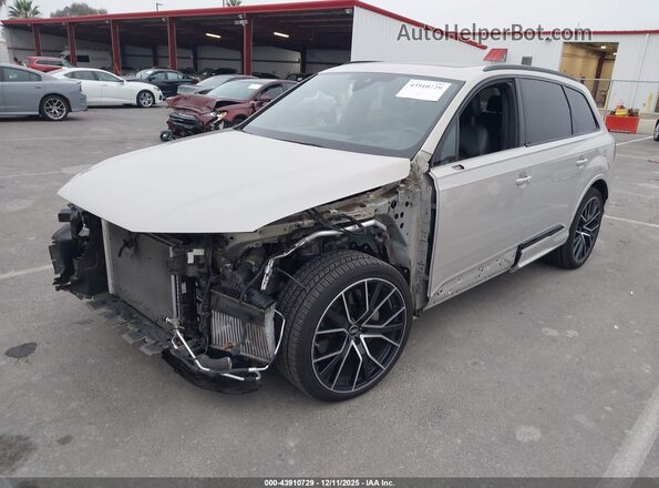 WA1VXBF74ND019520 2022 AUDI Q7 Gold Vista tres cuartos delantera izquierda