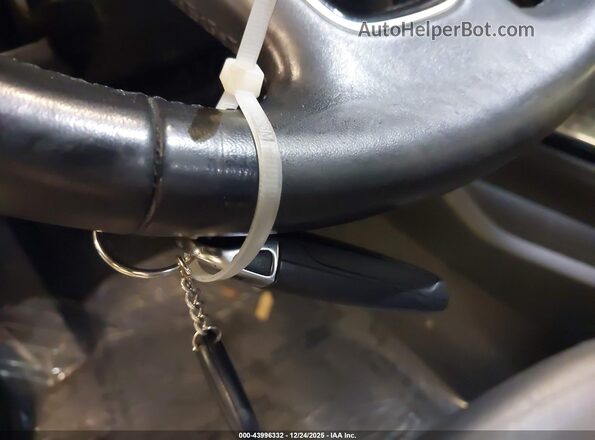 WAU2AGF50NN007538 2022 AUDI OTHER White Вид панелі приладів