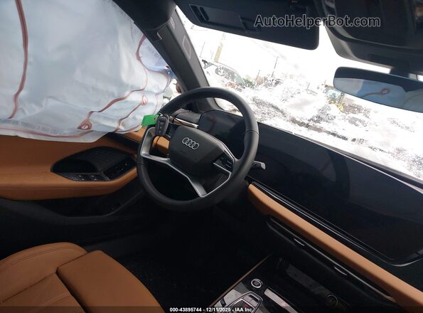 WAU2BCFU4SN051664 2025 AUDI ALL Белый Вид салона спереди