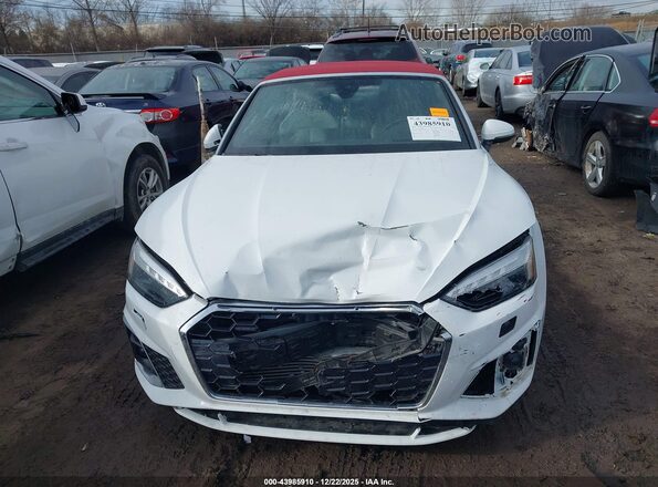 WAU5AGF54RN003169 2024 AUDI OTHER White Widok deski rozdzielczej