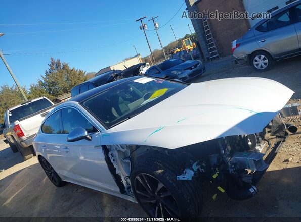 WAUA4CF52SA004705 2025 AUDI S5 White Вид задньої частини салону