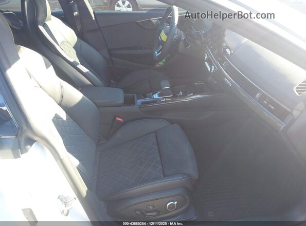 WAUA4CF52SA004705 2025 AUDI S5 White Вид салону спереду