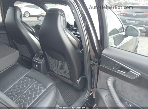 WAUB4AF41JA233911 2018 AUDI S4 Black VIN կոդի պիտակի տեսք