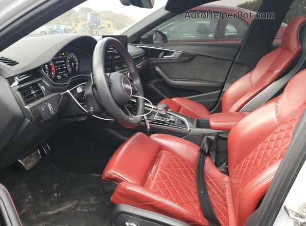 WAUB4AF47LA043002 2020 AUDI S4 White Widok wnętrza z przodu