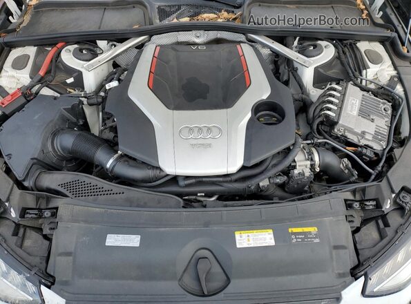WAUB4AF47LA043002 2020 AUDI S4 White Widok wnętrza z tyłu