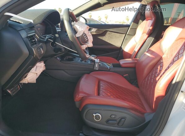 WAUB4AF49KA002207 2019 AUDI S4 Белый Вид салона спереди