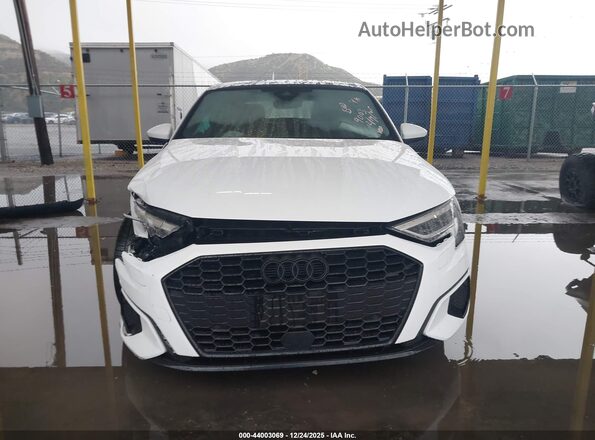 WAUBUDGY2NA019003 2022 AUDI OTHER White Սարքավորումների վահանակի տեսք