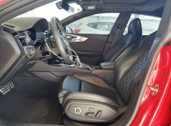 WAUC4CF51NA025123 2022 AUDI S5 Red Front interior view