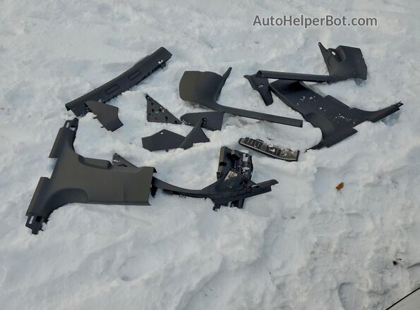 WAUDFAF23LN042567 2020 AUDI S6 White Engine compartment view