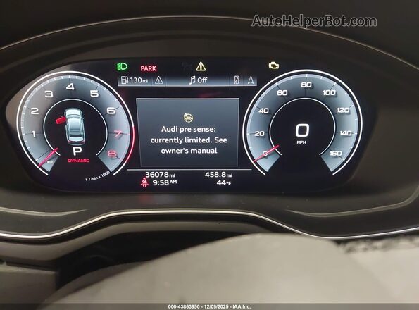 WAUEAAF44RN013737 2024 AUDI OTHER Red Widok tylnych siedzeń