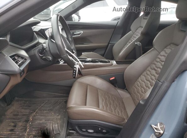 WAUEJBFW3N7004131 2022 AUDI E-TRON Gray Vista interior delantera