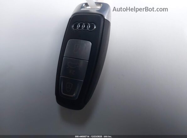 WAUGUDGY6NA013565 2022 AUDI OTHER Gray წინა პანელის ხედი