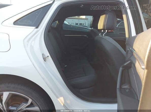 WAUGUDGY6NA013565 2022 AUDI OTHER Gray VIN კოდის სტიკერის ხედი