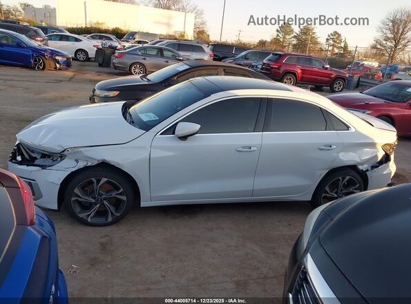 WAUGUDGY6NA013565 2022 AUDI OTHER Gray სალონის 360-გრადუსიანი ხედი